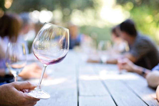 5 Common Wine Misconceptions You Need to Forget